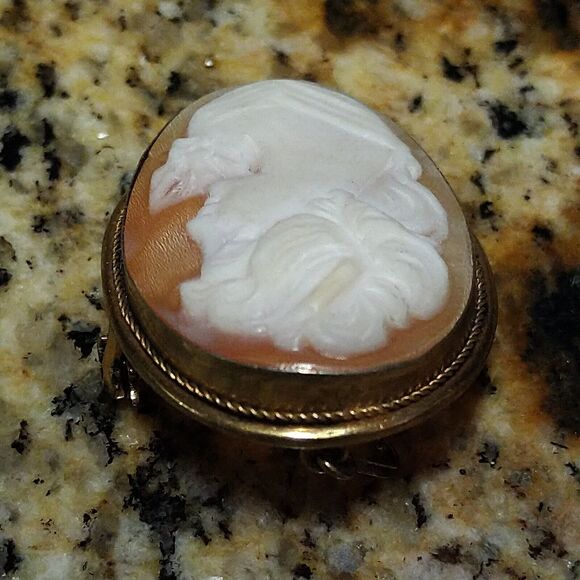 VINTAGE YELLOW GOLD SILVER 800 CARVED CAMEO RIGHT FACE BROOCH 4 GRAM PIN PENDANT - Picture 7 of 11